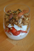 Granola, strawberries and yoghurt